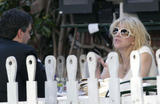th_62097_Courtney_Love_dinnes_at_the_Ivy_restaurant_in_Beverly_Hills_12.jpg