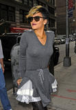 th_07516_Preppie_-_Rihanna_out_and_about_in_New_York_City_-_September_22_2009_941_122_417lo.jpg