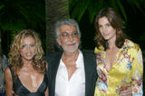 th_32666_Cindy_Crawford_Celebrity_City_Mix_62480_122_856lo.jpg