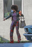 th_96585_Halle_Berry_is_filming_scenes_in_Vancouver_from_her_latest_movie_Frankie_and_Alice__08_122_898lo.jpg
