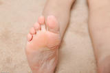 Sara-Monroe-footfetish-1-r4q4ibub5h.jpg