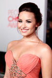 http://img28.imagevenue.com/loc590/th_23340_DemiLovatomat98_122_590lo.jpg