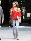 http://img28.imagevenue.com/loc801/th_98800_Preppie_Ashley_Tisdale_with_a_new_look_in_L.A._08.27.08_481_122_801lo.jpg